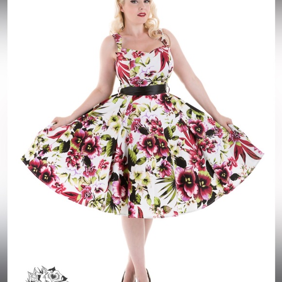 Hearts & Roses Dresses & Skirts - Hearts & Roses Princess Lily Dress in pink Hawaiian hibiscus